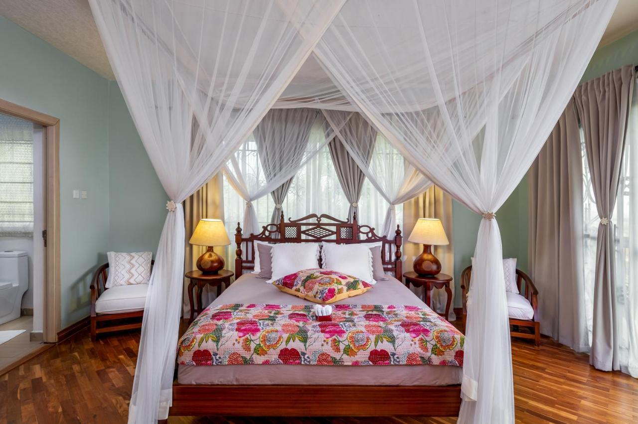 Ewange - A Casa Mia Bed & Breakfast คัมพาลา ภายนอก รูปภาพ